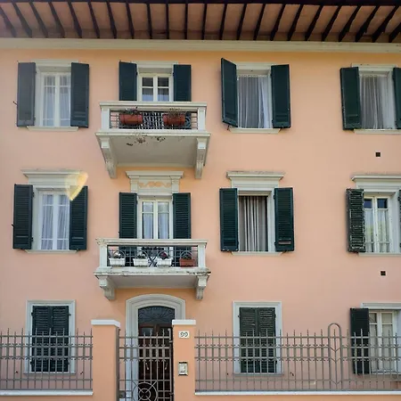 La Casa Di Eli Apartment *